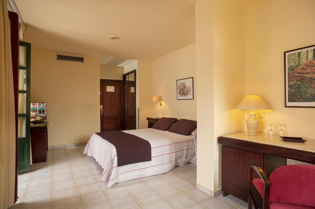 Hotel Guitart Rosa - Adults Only Lloret de Mar Exterior photo